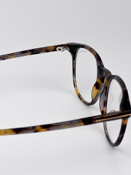 Tom Ford Unisex Eyeglasses Coloured Havana Rounded Square FT5832-B 055